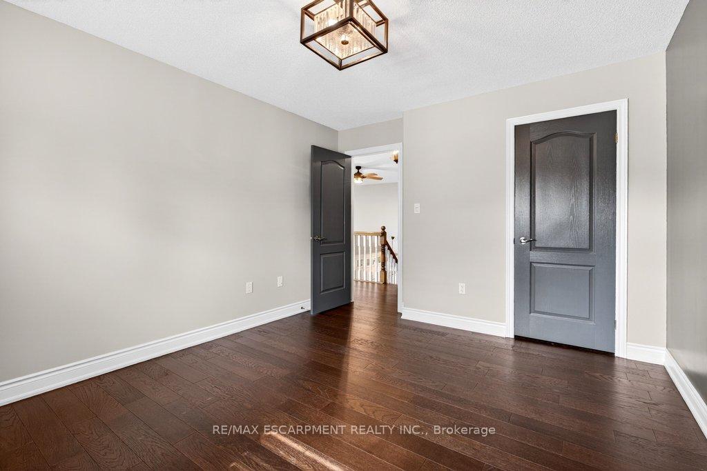Photo 26 of Unit 20, 2350 New Street, Burlington, Brant — HOMEH