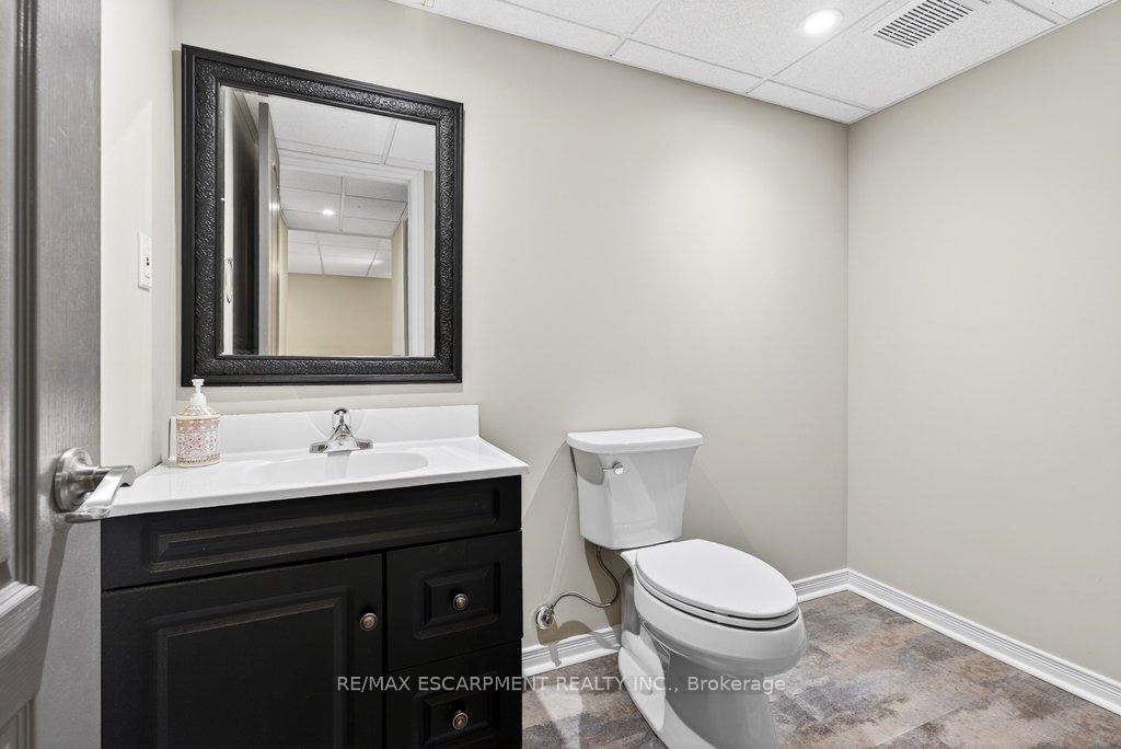 Photo 32 of Unit 20, 2350 New Street, Burlington, Brant — HOMEH