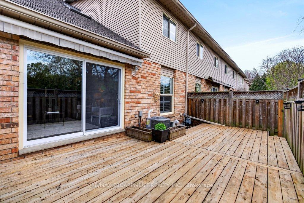 Photo 34 of Unit 20, 2350 New Street, Burlington, Brant — HOMEH