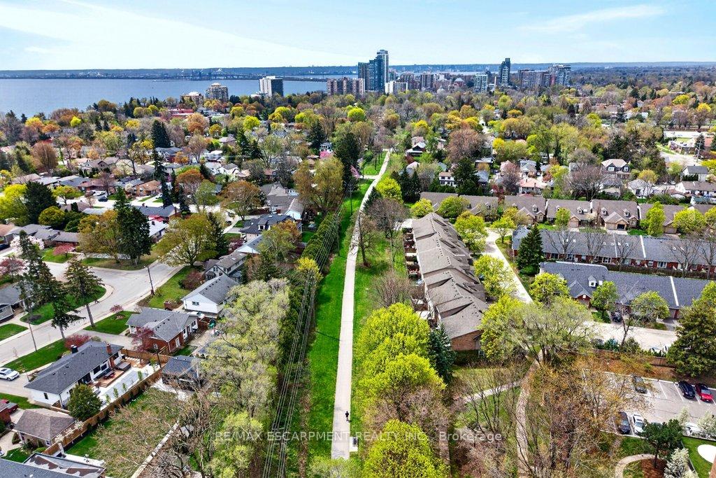 Photo 39 of Unit 20, 2350 New Street, Burlington, Brant — HOMEH
