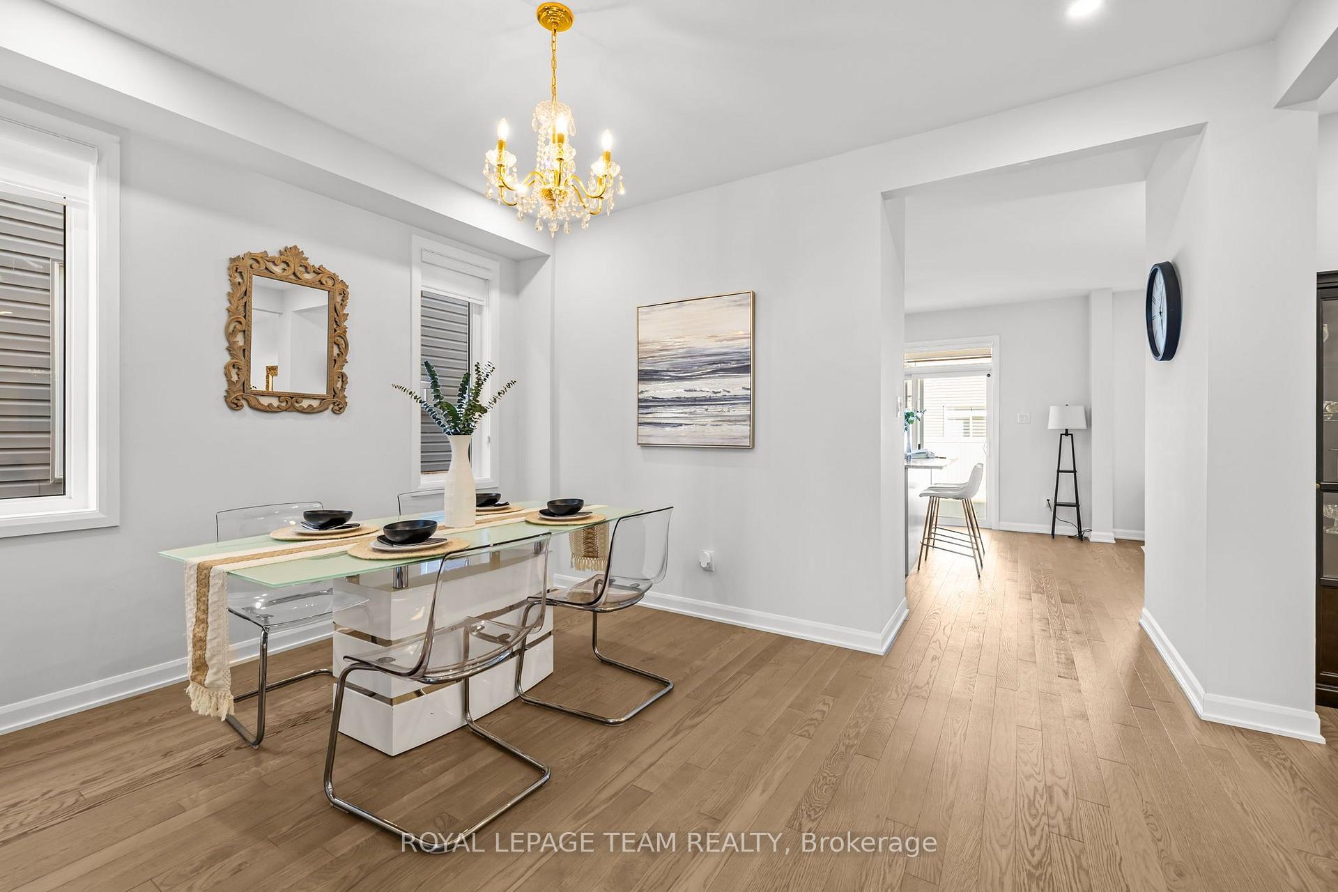 Photo 12 of 70 Ralph Erfle Way, Ottawa, Barrhaven - Half Moon Bay — HOMEH