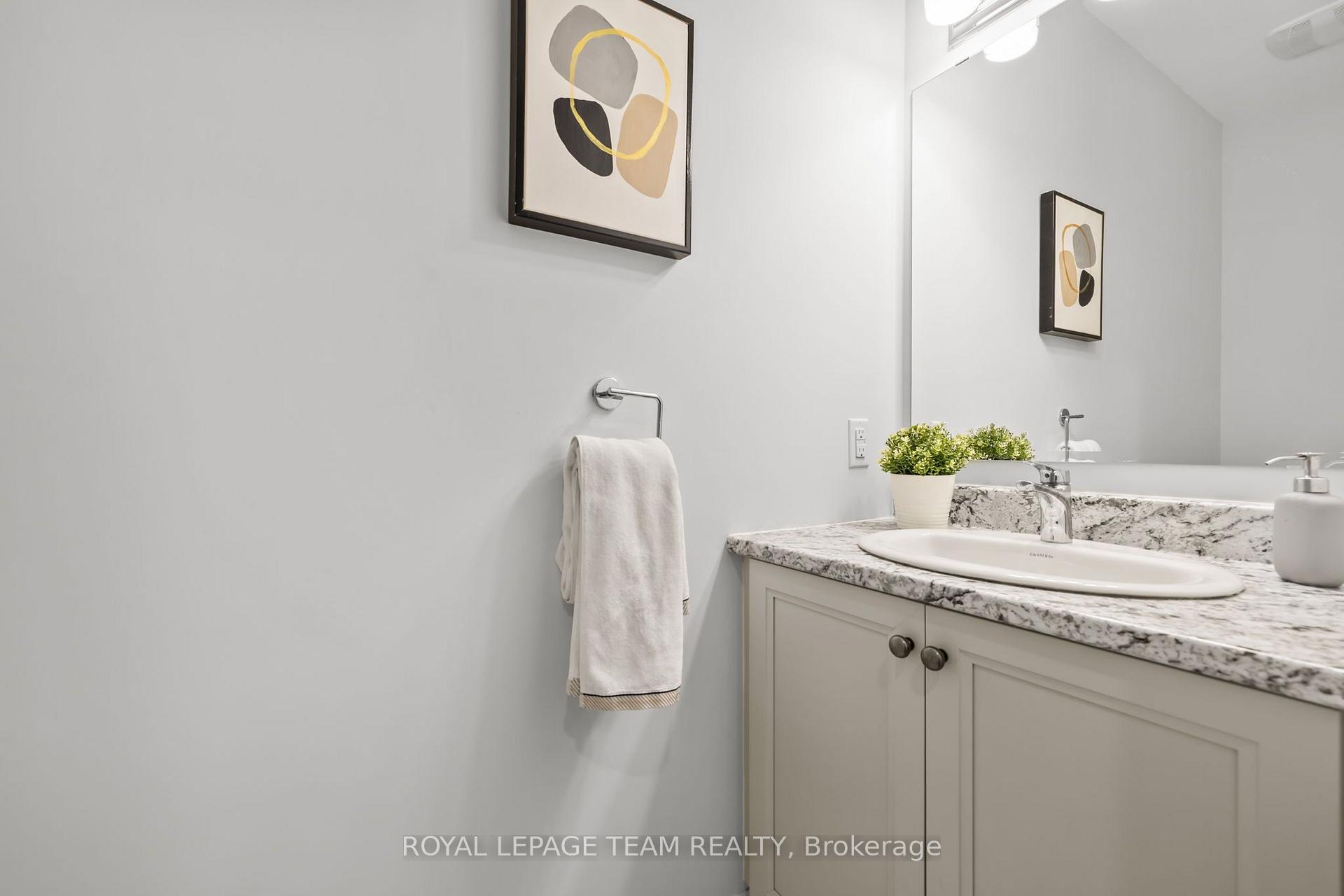 Photo 15 of 70 Ralph Erfle Way, Ottawa, Barrhaven - Half Moon Bay — HOMEH