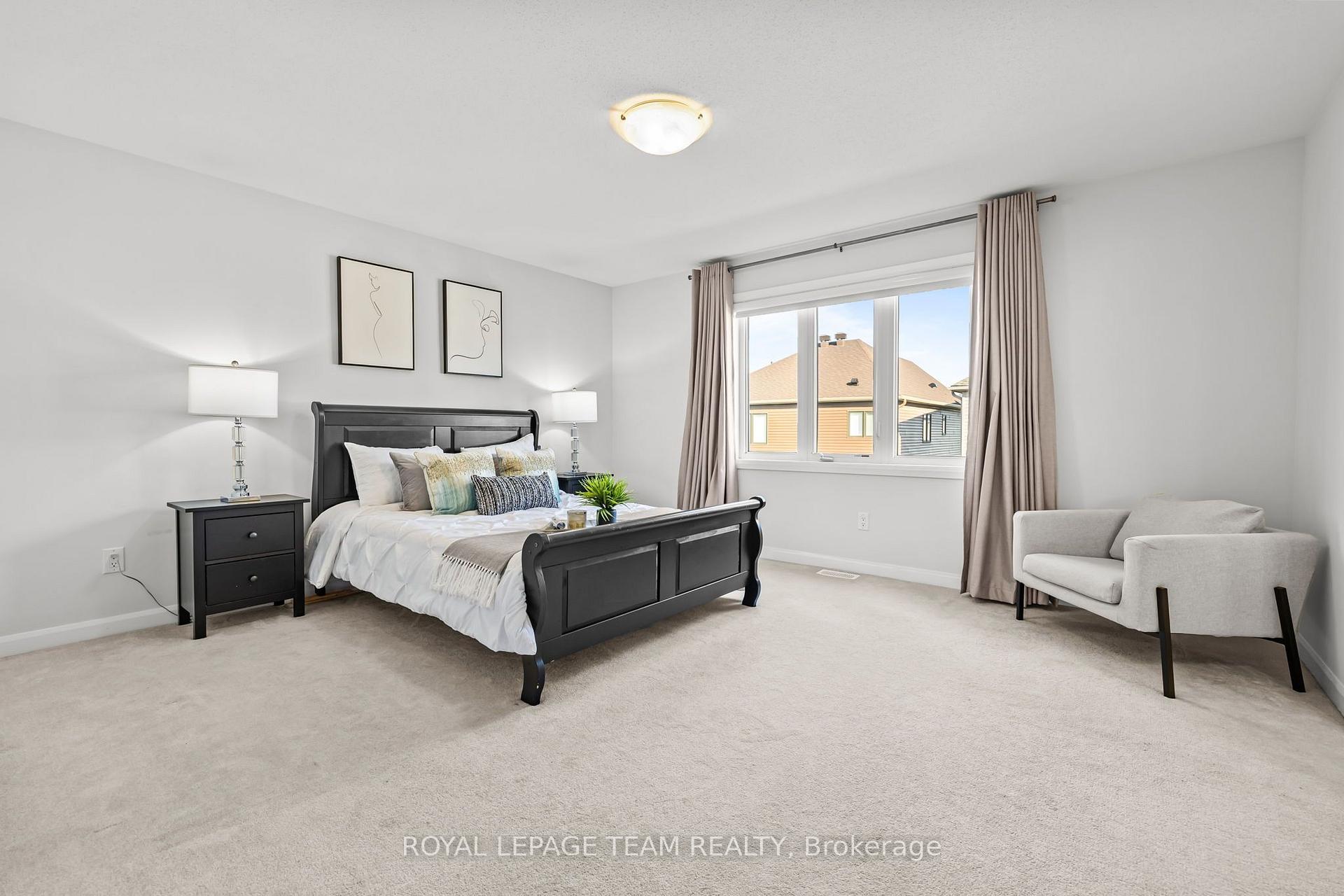 Photo 16 of 70 Ralph Erfle Way, Ottawa, Barrhaven - Half Moon Bay — HOMEH