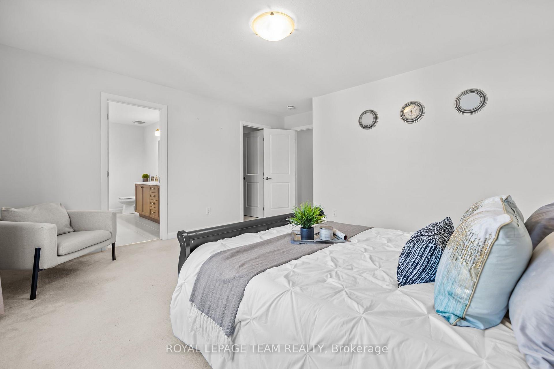 Photo 18 of 70 Ralph Erfle Way, Ottawa, Barrhaven - Half Moon Bay — HOMEH
