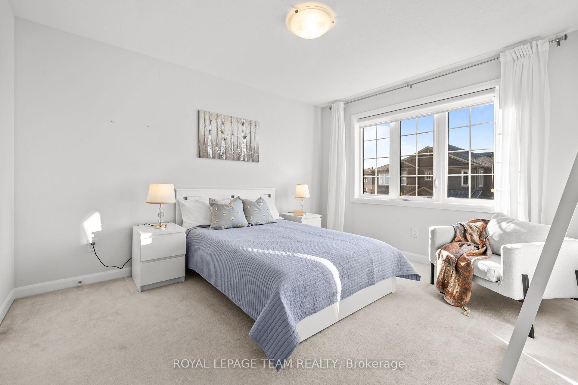 Photo 21 of 70 Ralph Erfle Way, Ottawa, Barrhaven - Half Moon Bay — HOMEH