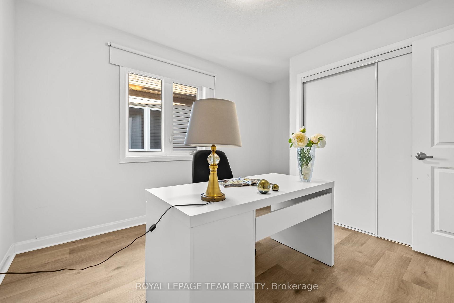 Photo 25 of 70 Ralph Erfle Way, Ottawa, Barrhaven - Half Moon Bay — HOMEH