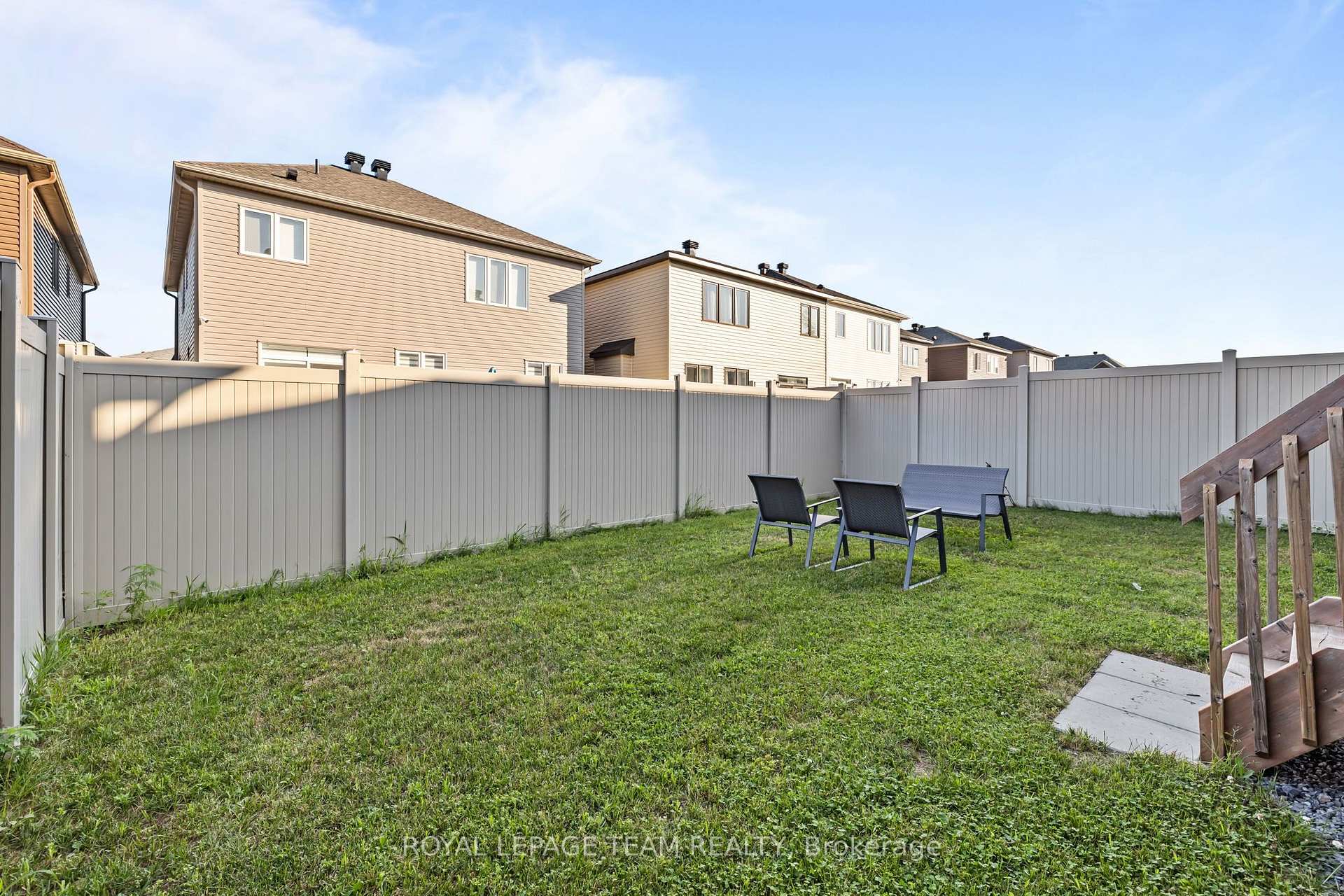 Photo 34 of 70 Ralph Erfle Way, Ottawa, Barrhaven - Half Moon Bay — HOMEH