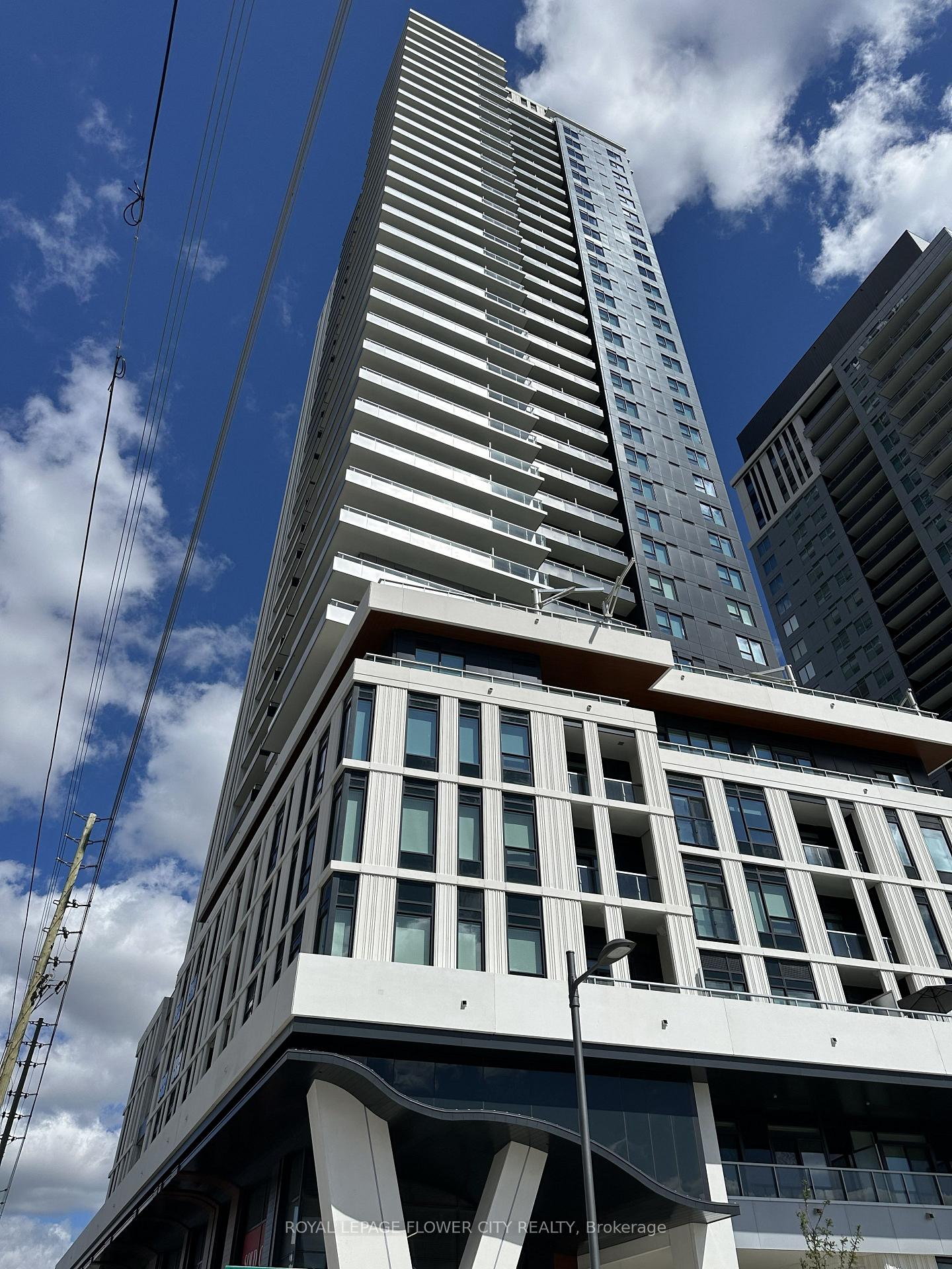 Photo 1 of Unit 513, 5 Meadowdale Road, Vaughan, Vaughan Corporate Centre — HOMEH