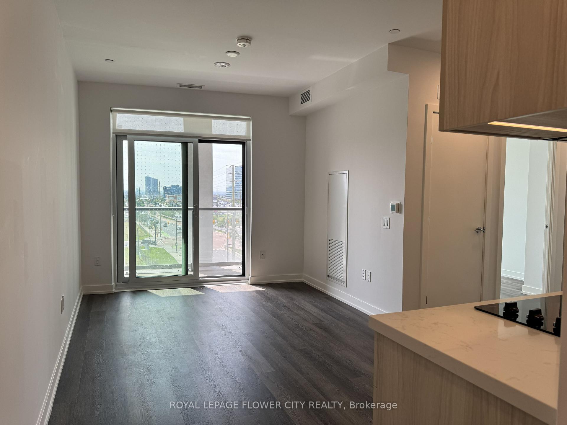 Photo 3 of Unit 513, 5 Meadowdale Road, Vaughan, Vaughan Corporate Centre — HOMEH