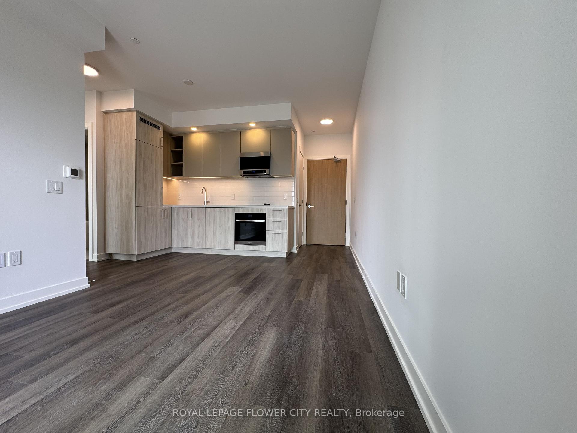 Photo 4 of Unit 513, 5 Meadowdale Road, Vaughan, Vaughan Corporate Centre — HOMEH