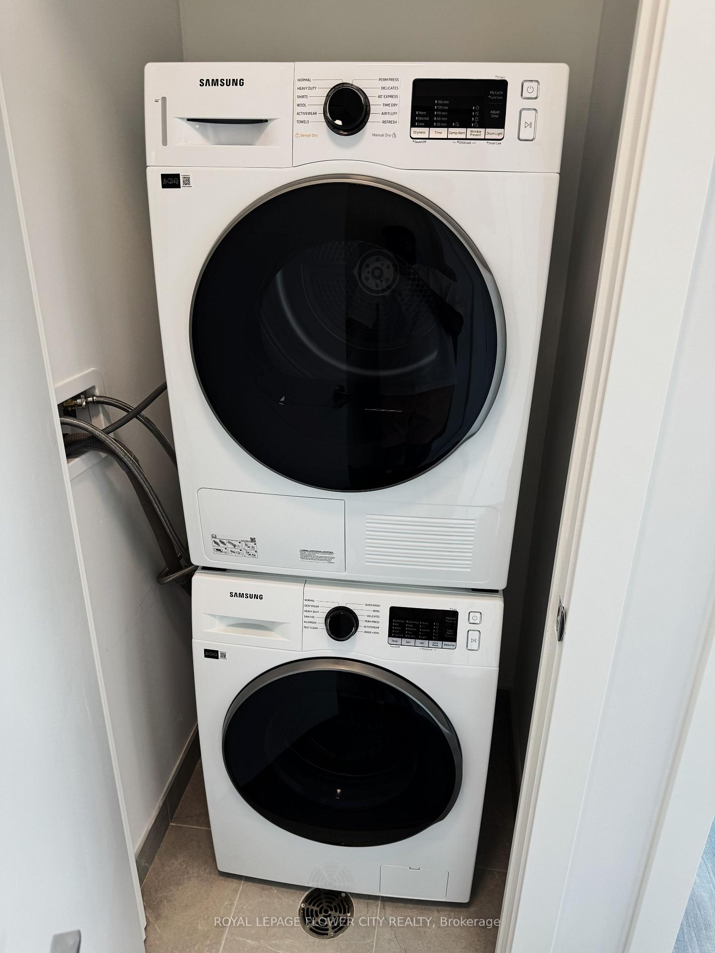 Photo 8 of Unit 513, 5 Meadowdale Road, Vaughan, Vaughan Corporate Centre — HOMEH