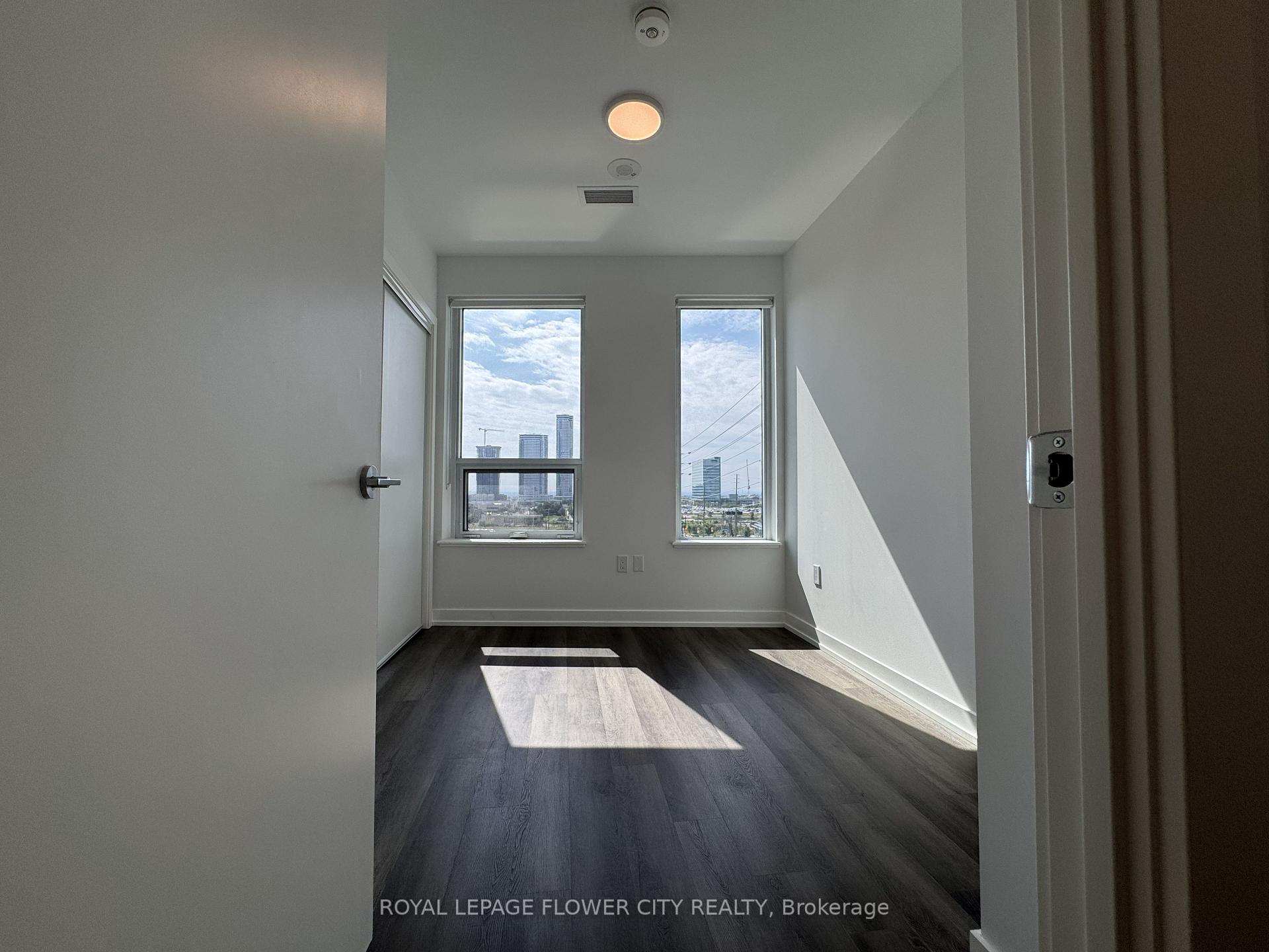 Photo 9 of Unit 513, 5 Meadowdale Road, Vaughan, Vaughan Corporate Centre — HOMEH