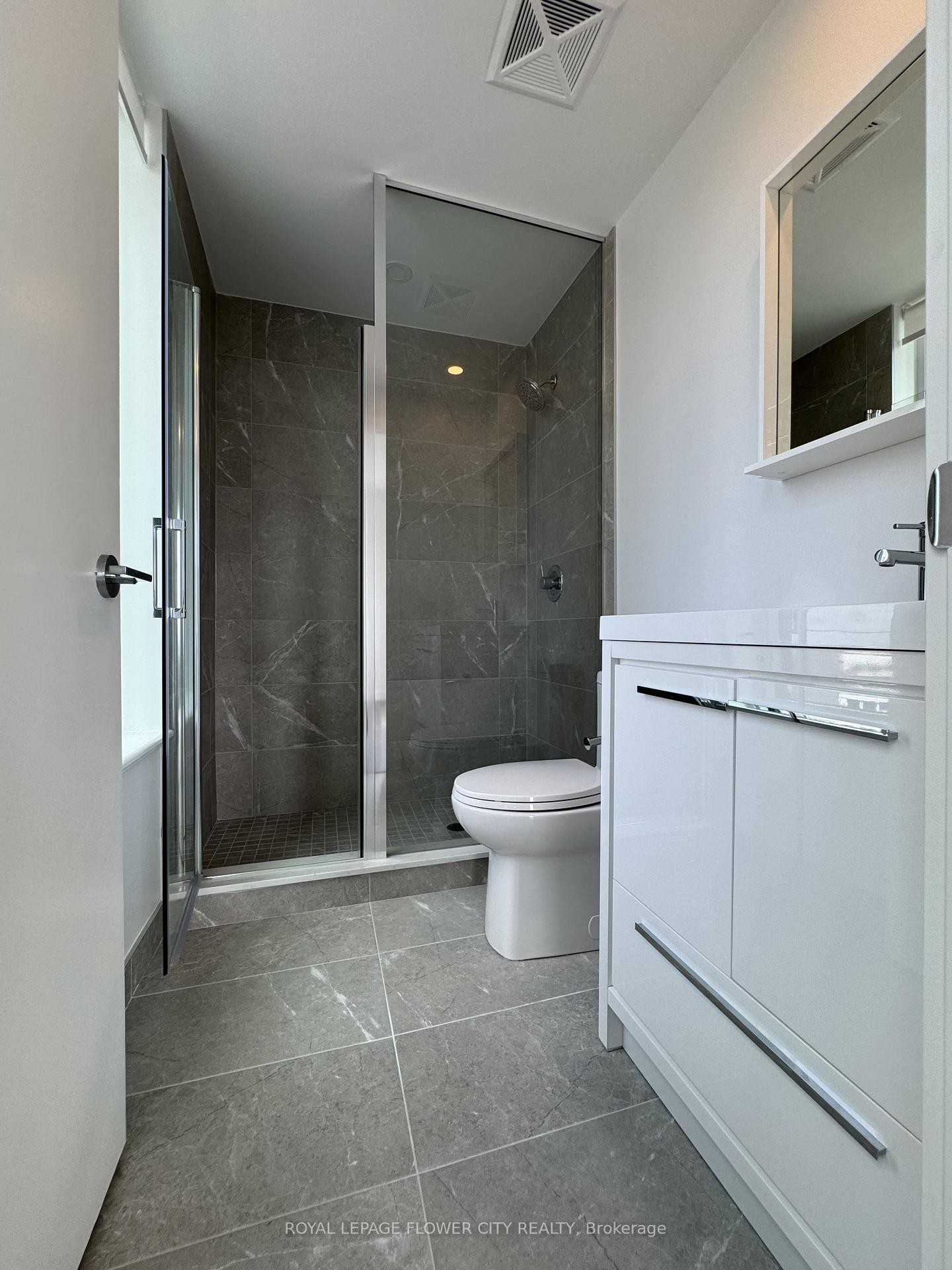 Photo 15 of Unit 513, 5 Meadowdale Road, Vaughan, Vaughan Corporate Centre — HOMEH