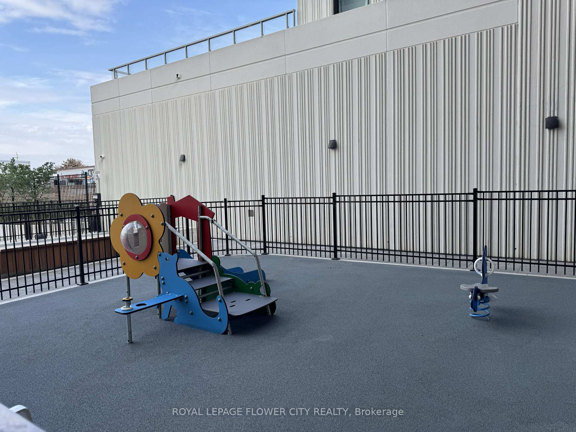 Photo 29 of Unit 513, 5 Meadowdale Road, Vaughan, Vaughan Corporate Centre — HOMEH