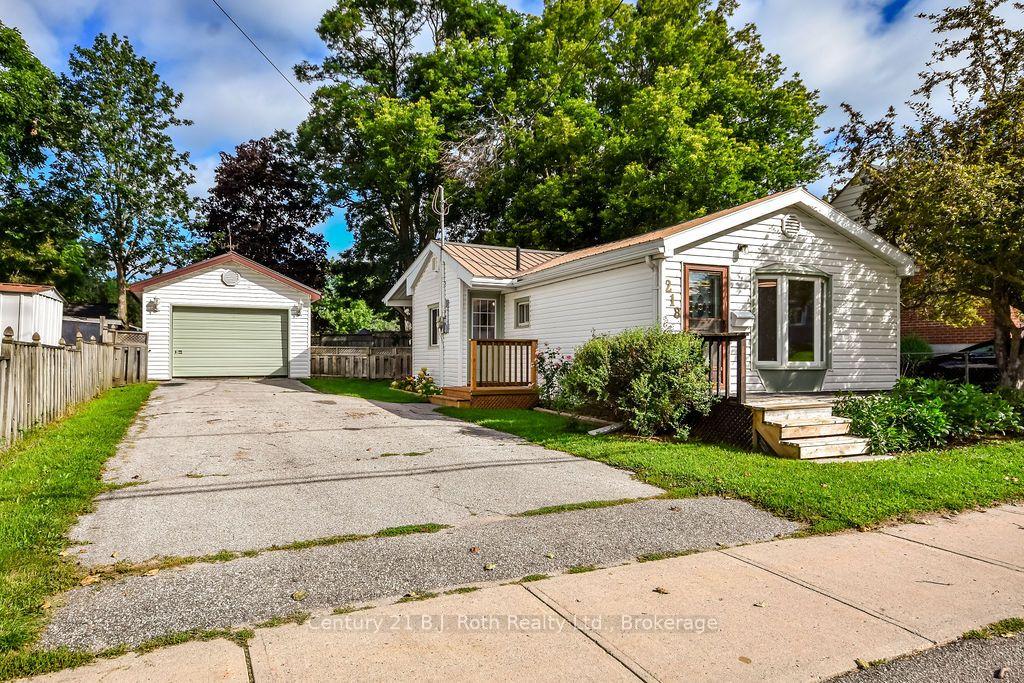 Photo 2 of 218 James Street E, Orillia — HOMEH