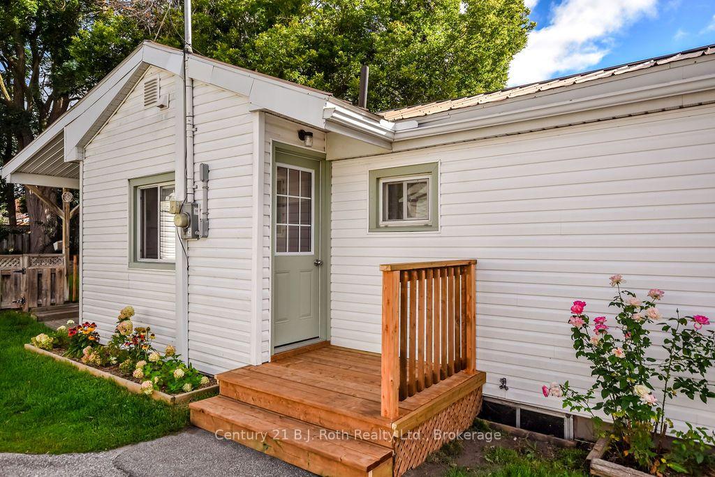 Photo 4 of 218 James Street E, Orillia — HOMEH