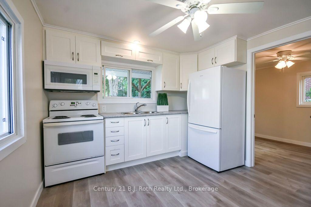 Photo 6 of 218 James Street E, Orillia — HOMEH