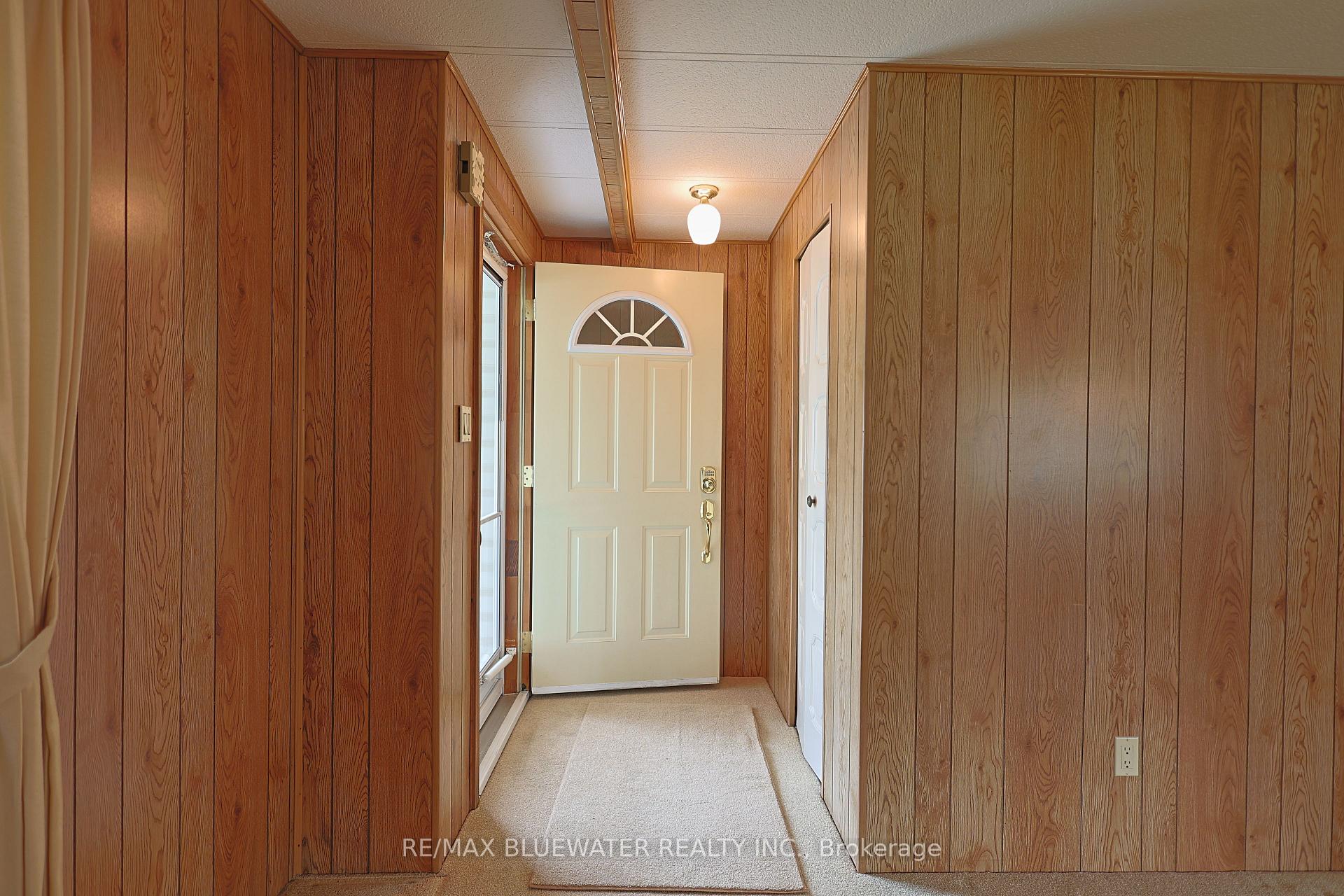 Photo 9 of 254 Highland Springs, South Huron, Stephen — HOMEH