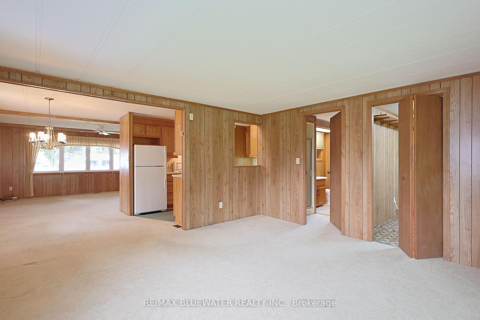 Photo 20 of 254 Highland Springs, South Huron, Stephen — HOMEH