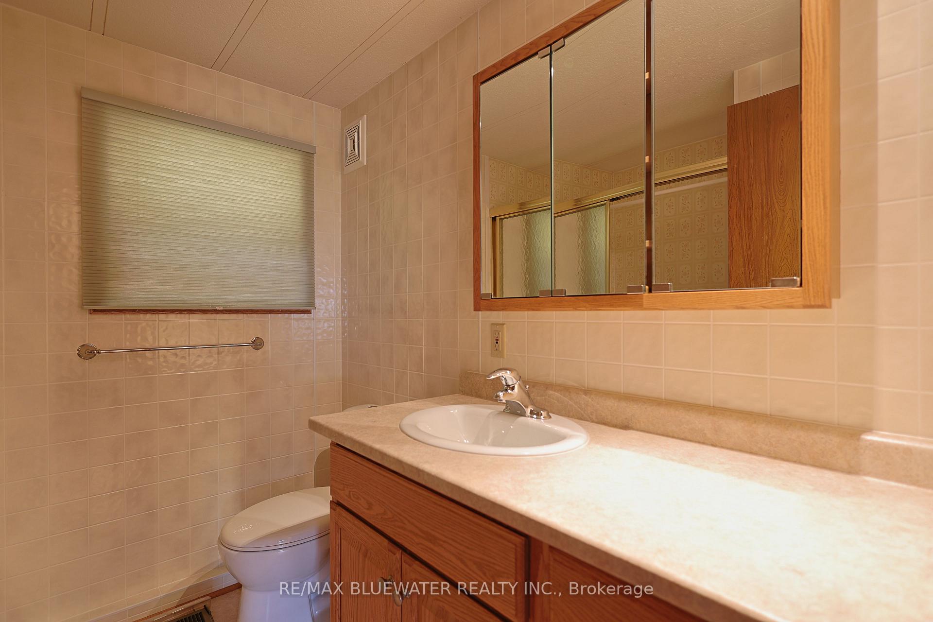 Photo 26 of 254 Highland Springs, South Huron, Stephen — HOMEH