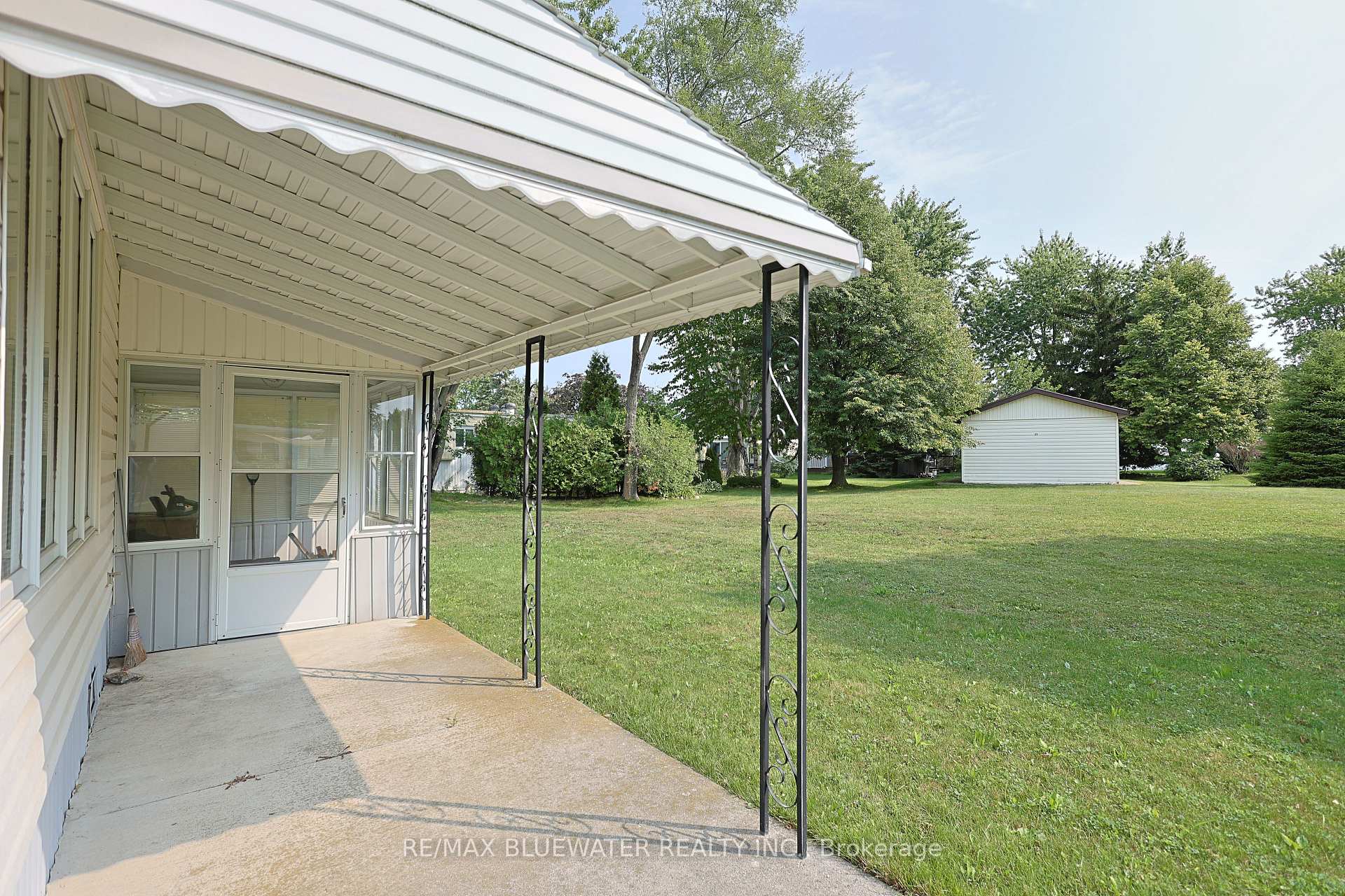 Photo 30 of 254 Highland Springs, South Huron, Stephen — HOMEH