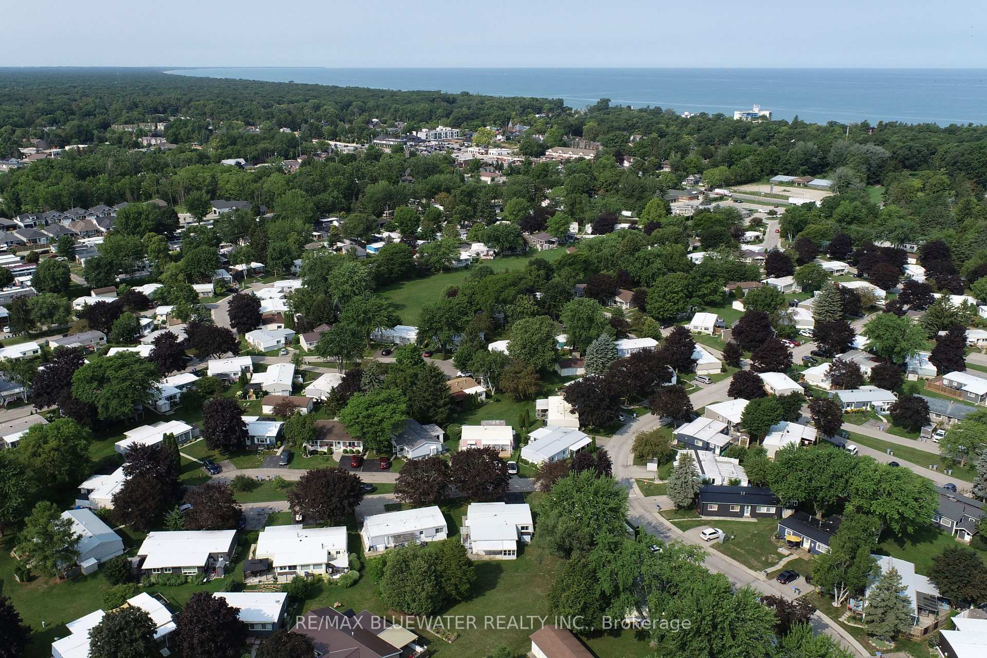 Photo 33 of 254 Highland Springs, South Huron, Stephen — HOMEH