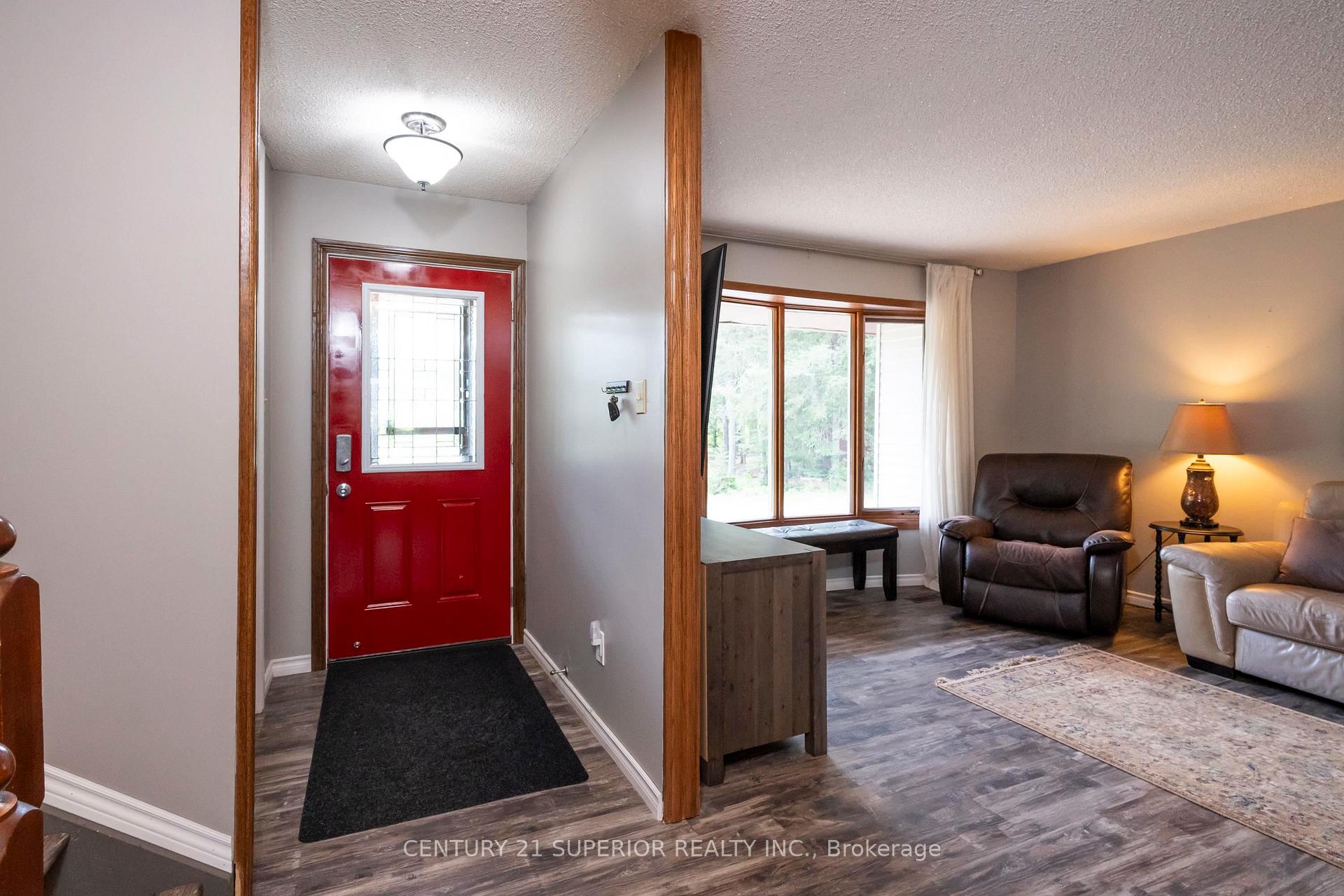 Photo 5 of 4239 Coppin Road, Thunder Bay, Mountain Road — HOMEH