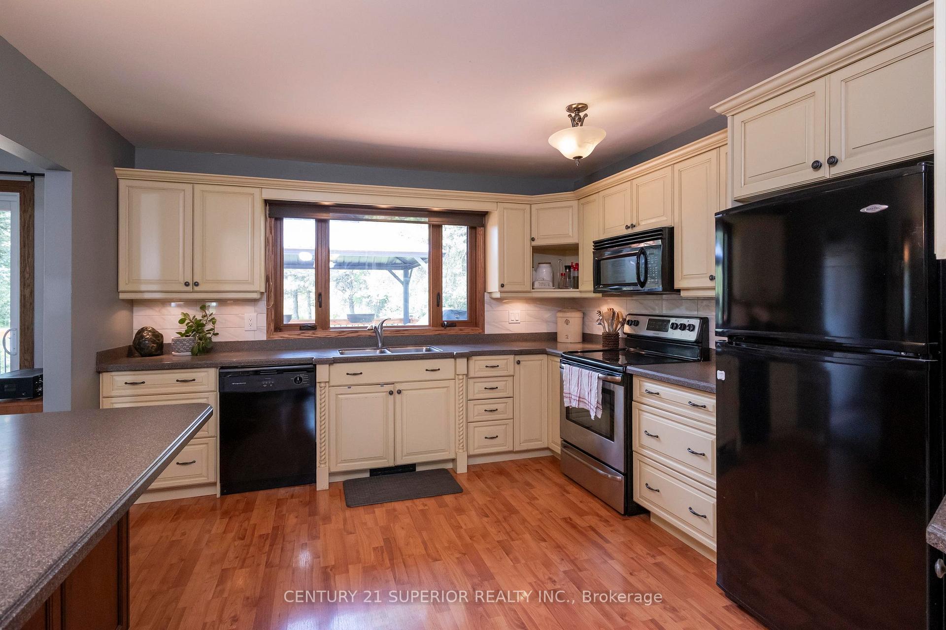 Photo 16 of 4239 Coppin Road, Thunder Bay, Mountain Road — HOMEH