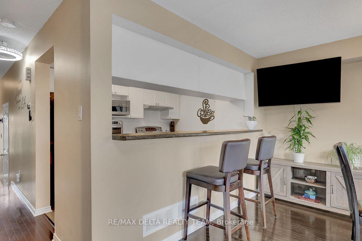 Photo 12 of 429 Dusk Private, Ottawa, Fallingbrook/Gardenway South — HOMEH