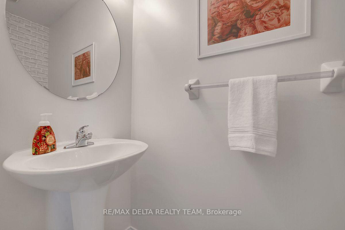 Photo 18 of 429 Dusk Private, Ottawa, Fallingbrook/Gardenway South — HOMEH