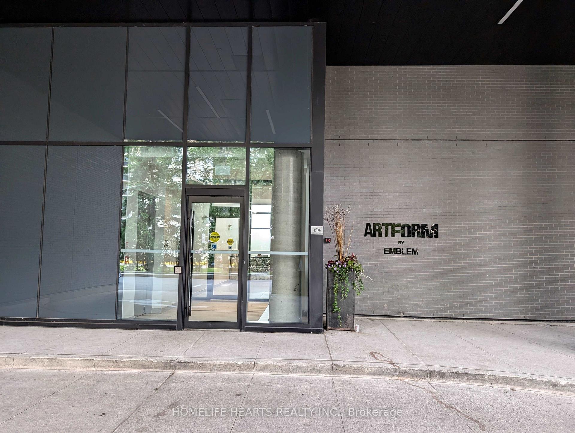 Photo 4 of Unit 421, 86 Dundas Street E, Mississauga, Cooksville — HOMEH