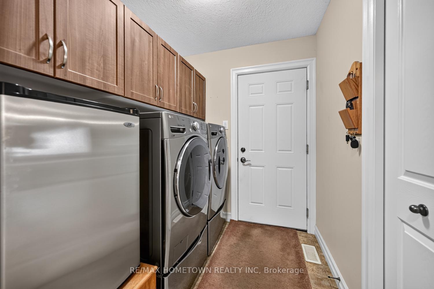 Photo 31 of 1124 McClure Crescent, Brockville, Brockville — HOMEH