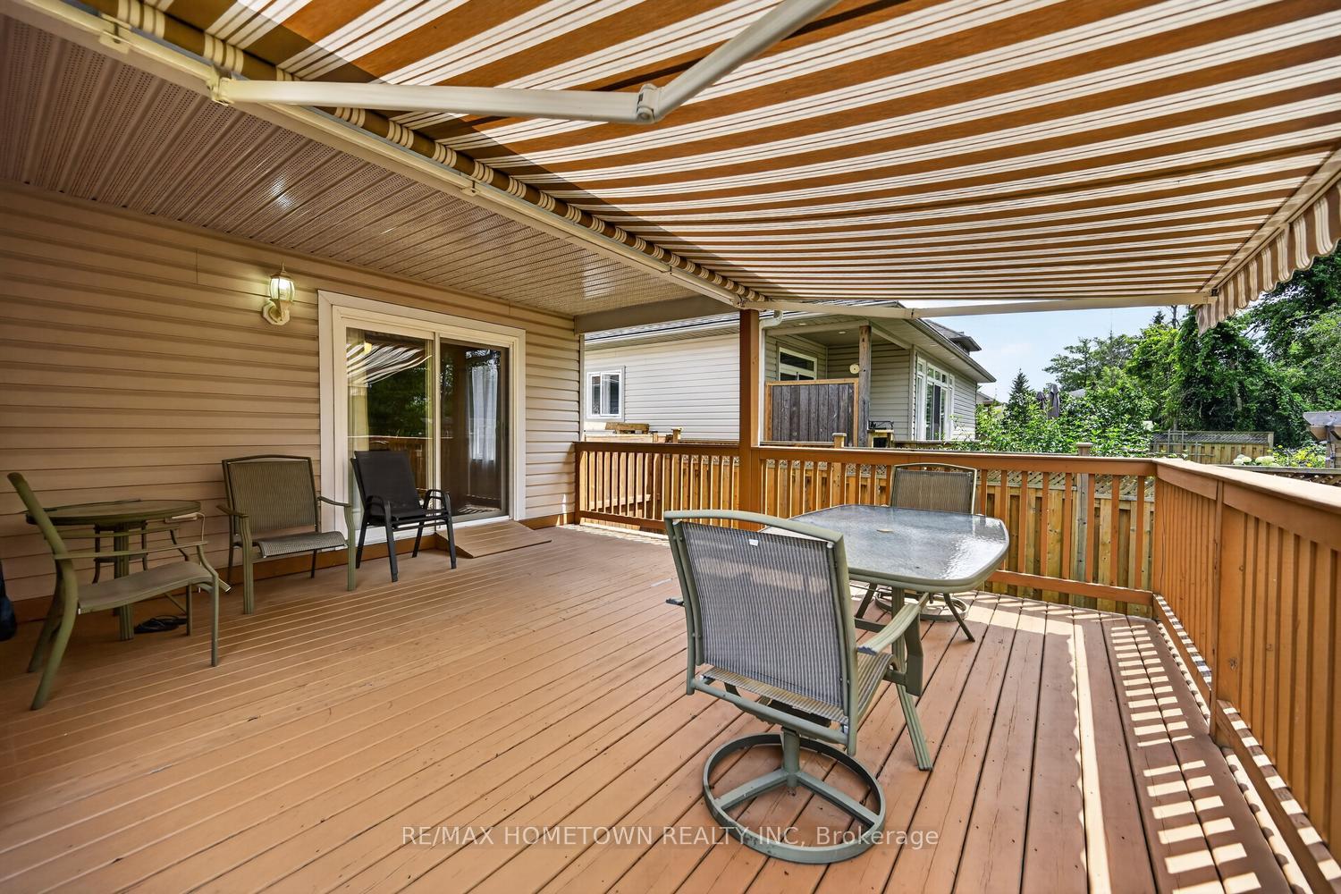 Photo 43 of 1124 McClure Crescent, Brockville, Brockville — HOMEH