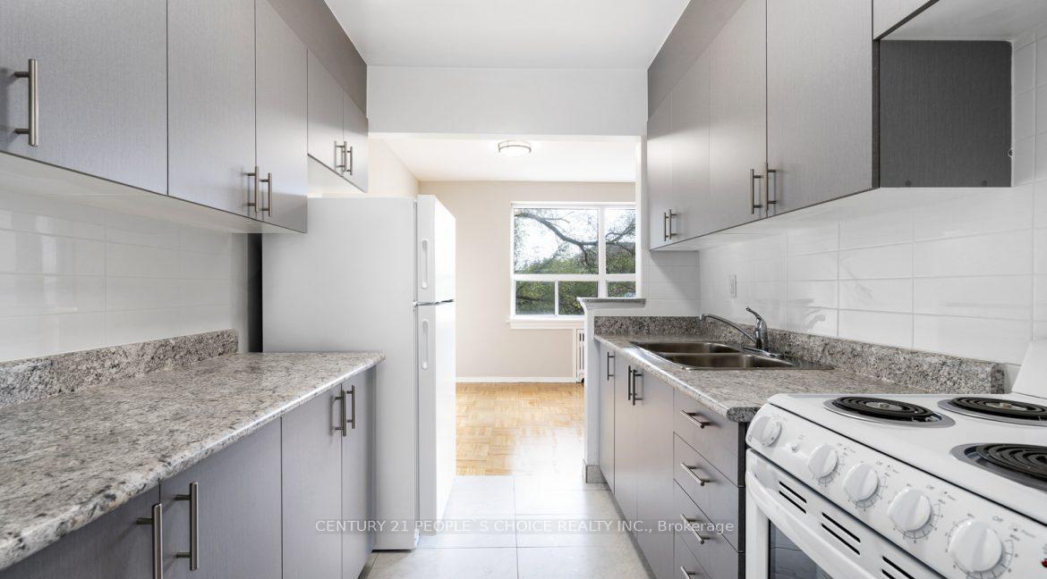 Photo 5 of Unit 312, 183 Berry Road, Etobicoke, Stonegate-Queensway — HOMEH
