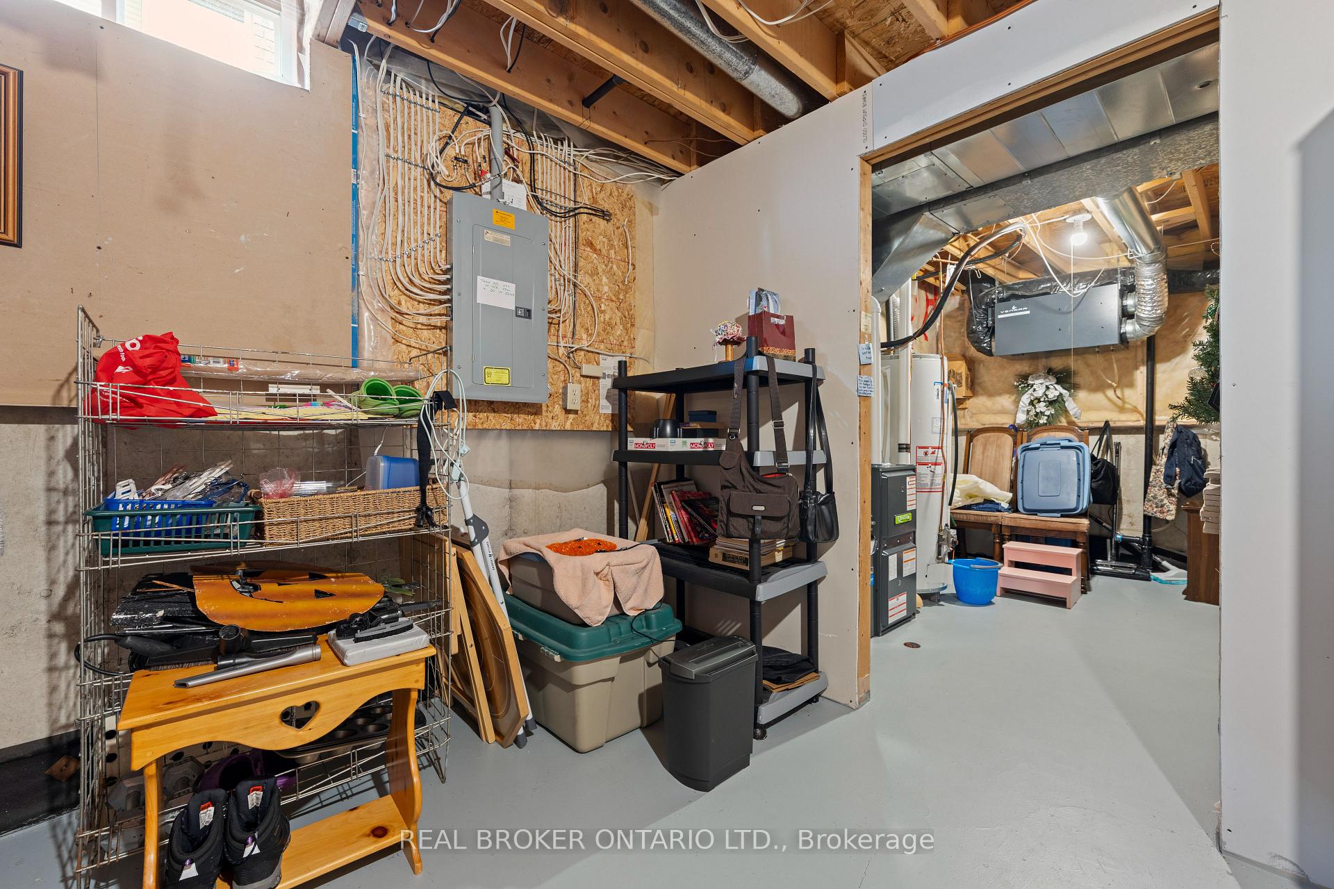 Photo 23 of 10 Sunset Lane, Haldimand — HOMEH
