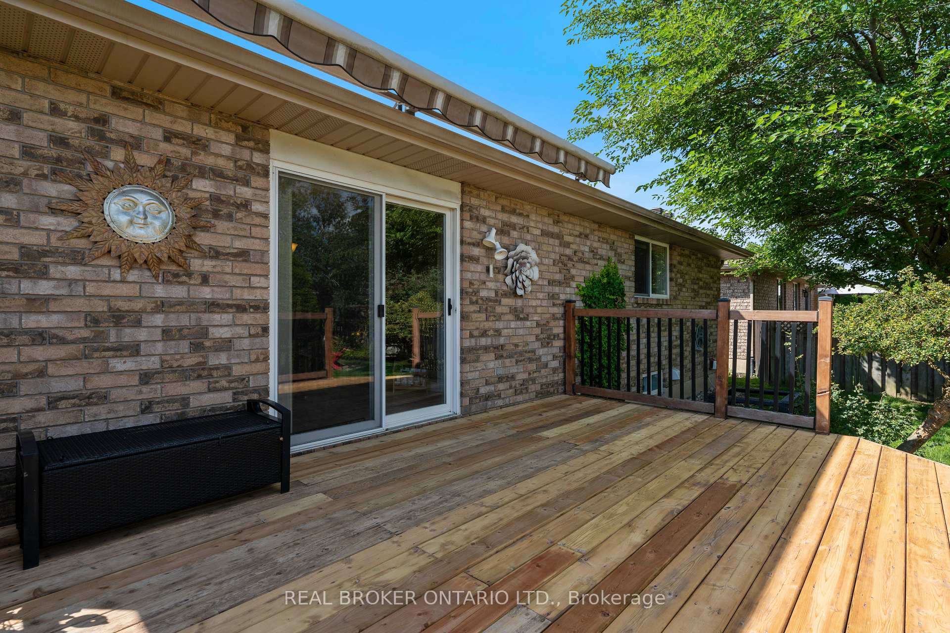 Photo 27 of 10 Sunset Lane, Haldimand — HOMEH