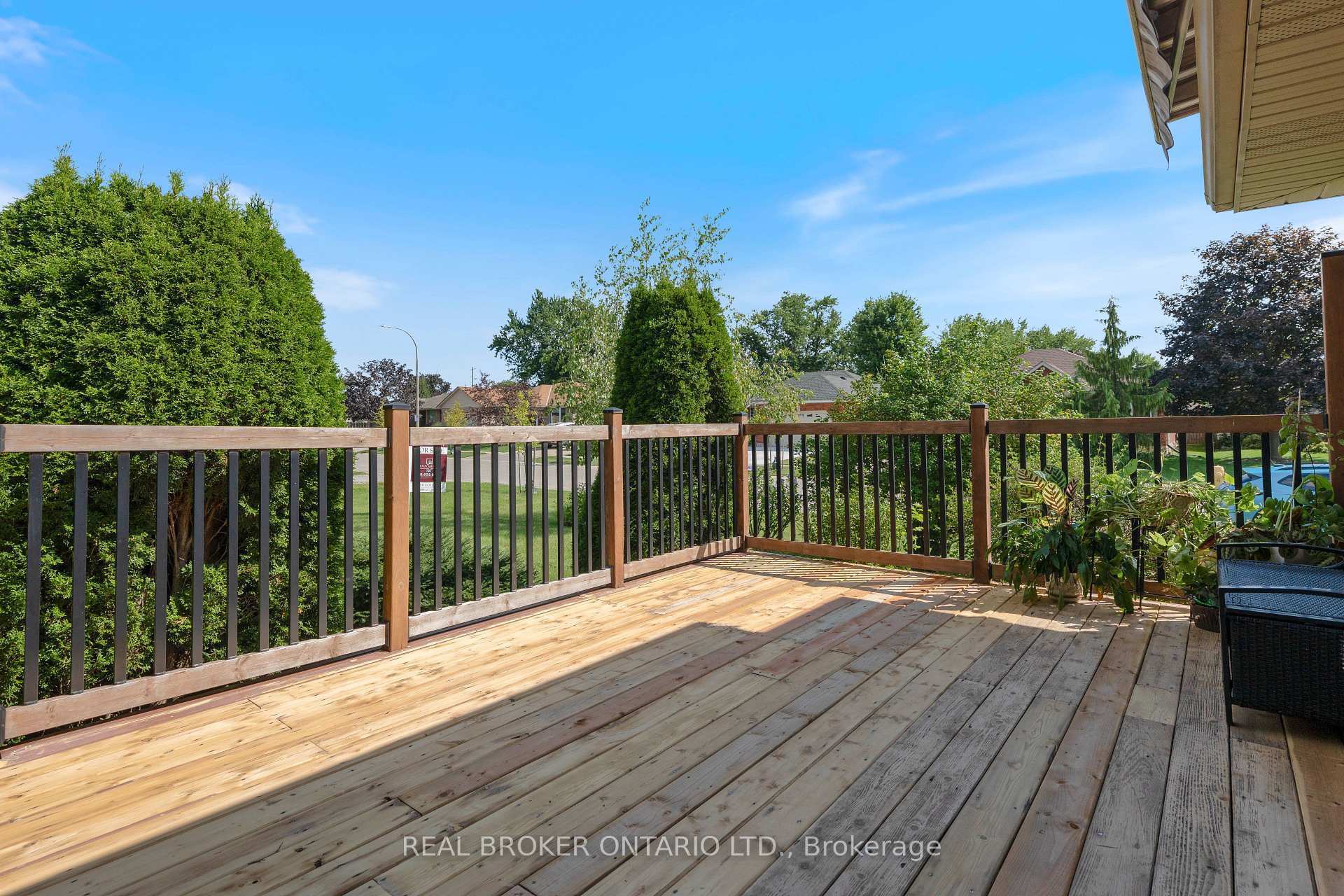 Photo 30 of 10 Sunset Lane, Haldimand — HOMEH