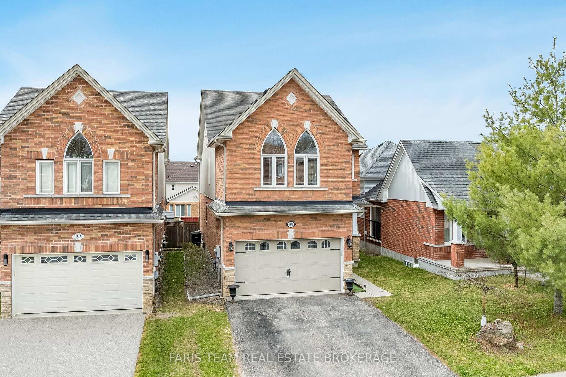Photo of 1845 Lamstone Street