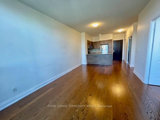 Photo 3 of Unit 323, 65 Speers Road, Oakville, Central — HOMEH