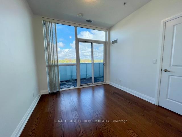 Photo 19 of Unit 323, 65 Speers Road, Oakville, Central — HOMEH