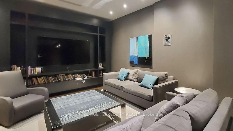 Photo 38 of Unit 323, 65 Speers Road, Oakville, Central — HOMEH