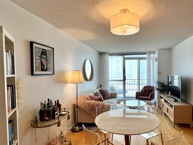 Photo 2 of Unit 607, 18 Stafford Street, Toronto, Niagara — HOMEH
