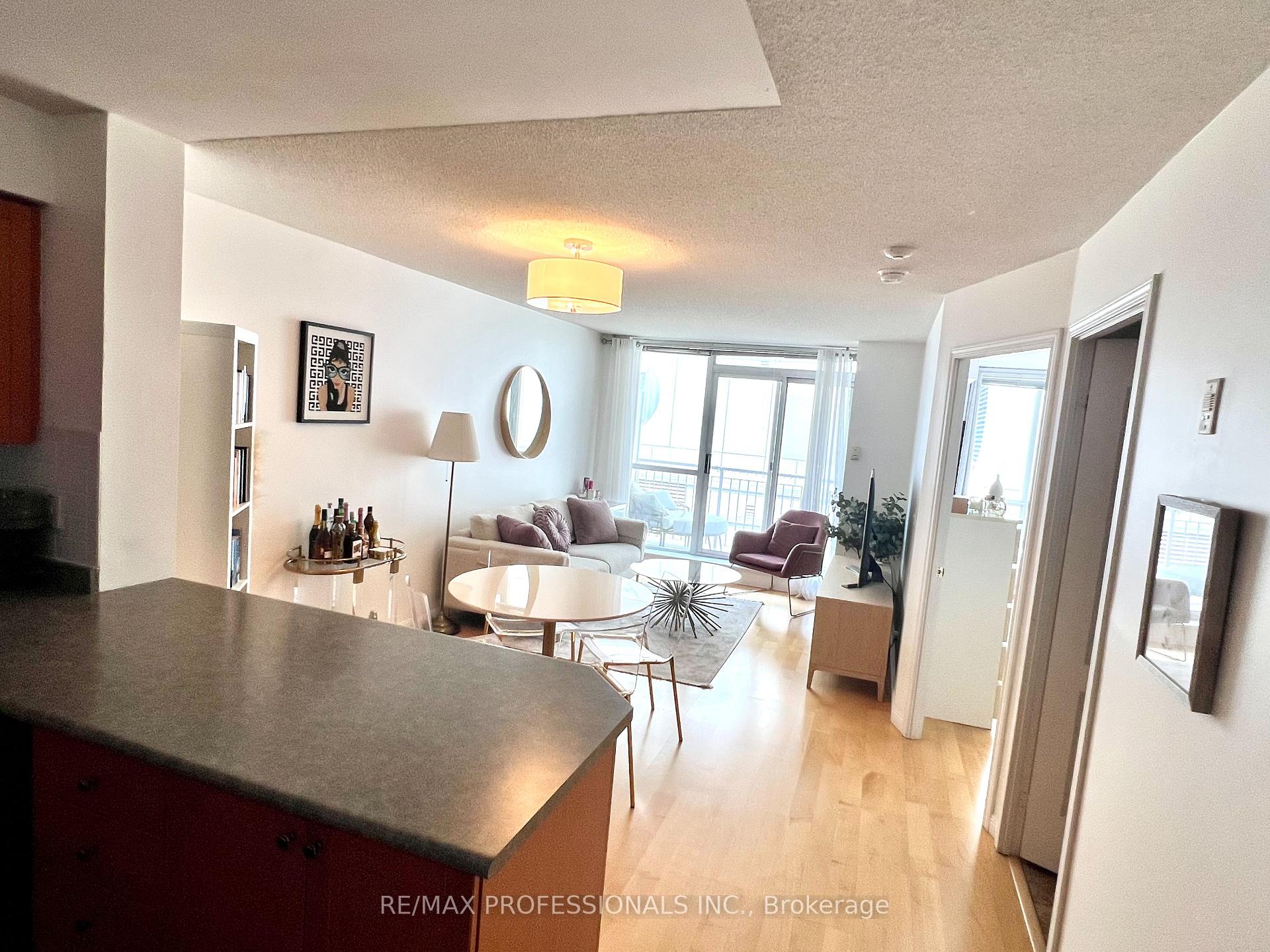 Photo 14 of Unit 607, 18 Stafford Street, Toronto, Niagara — HOMEH