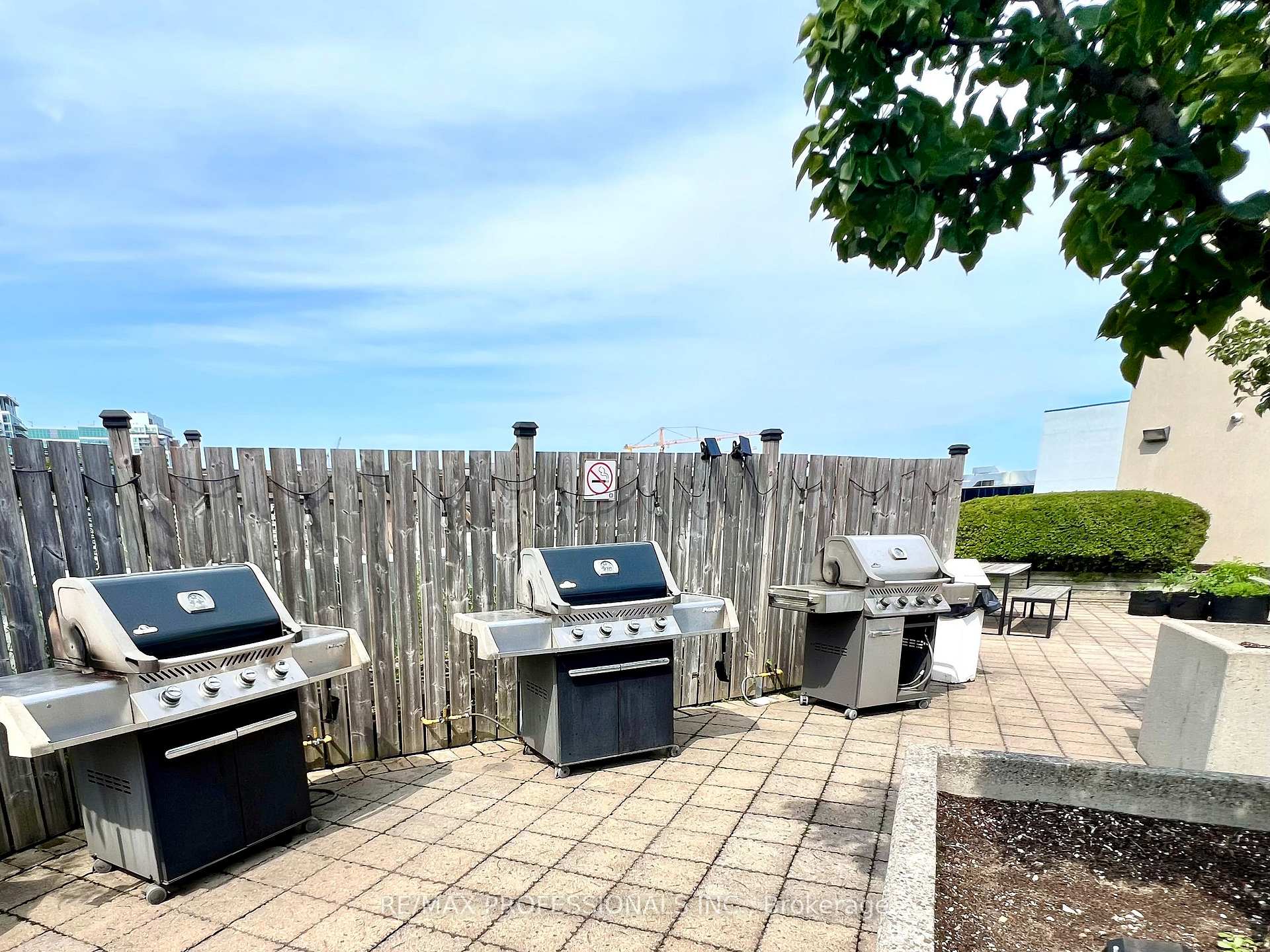 Photo 21 of Unit 607, 18 Stafford Street, Toronto, Niagara — HOMEH