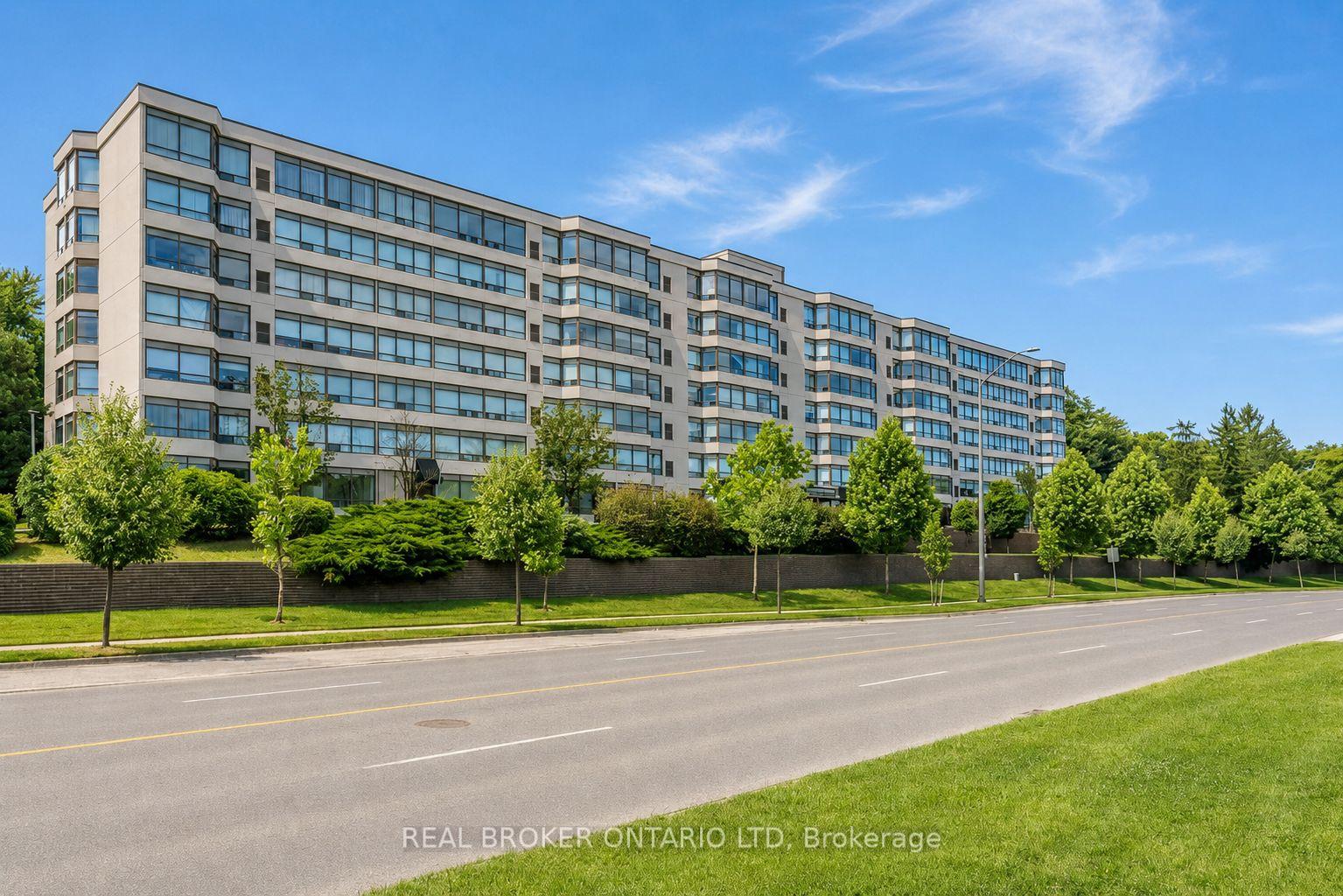 Photo of Unit 315, 521 Riverside Drive
