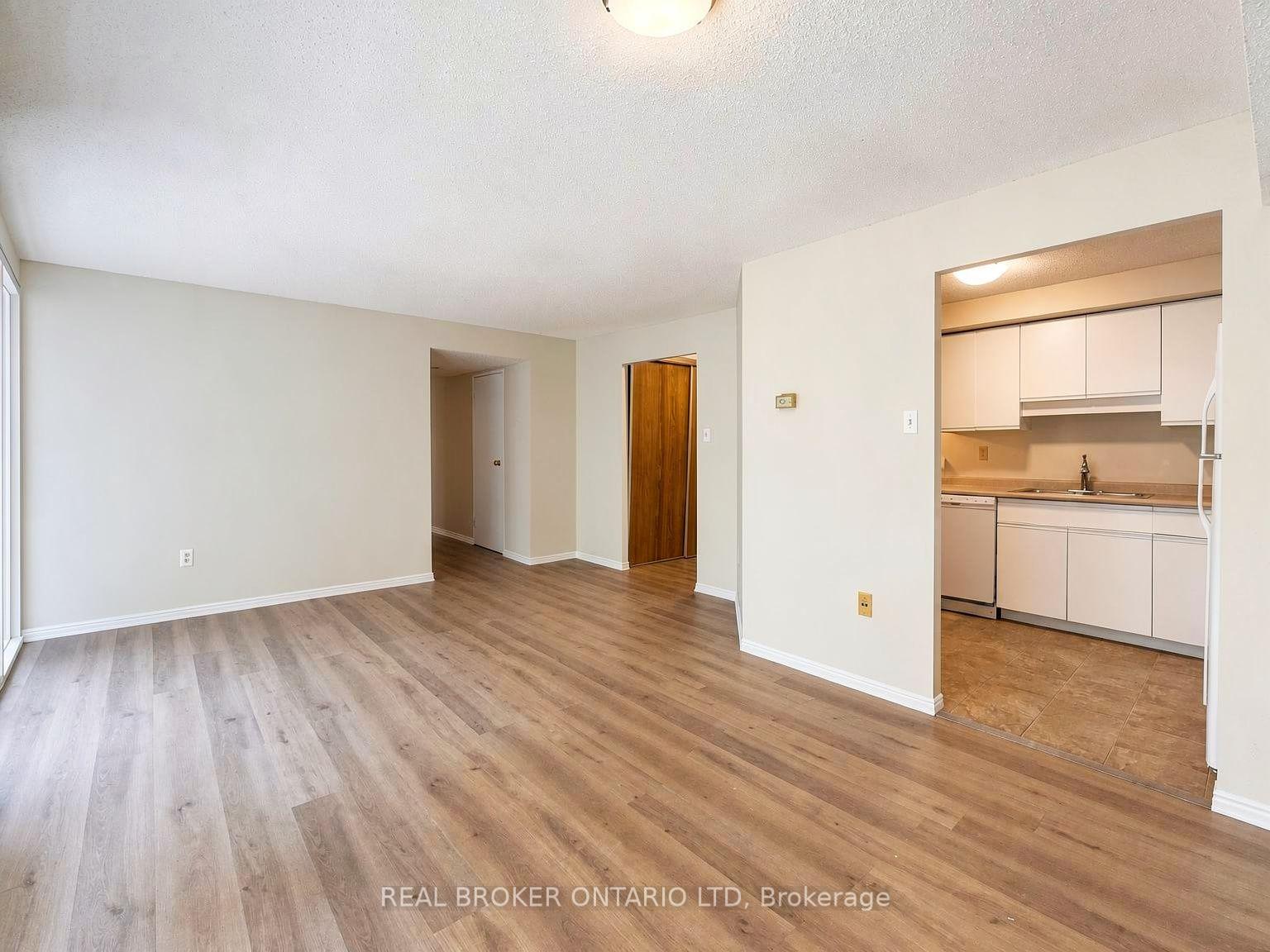 Photo 2 of Unit 315, 521 Riverside Drive, London, North P — HOMEH