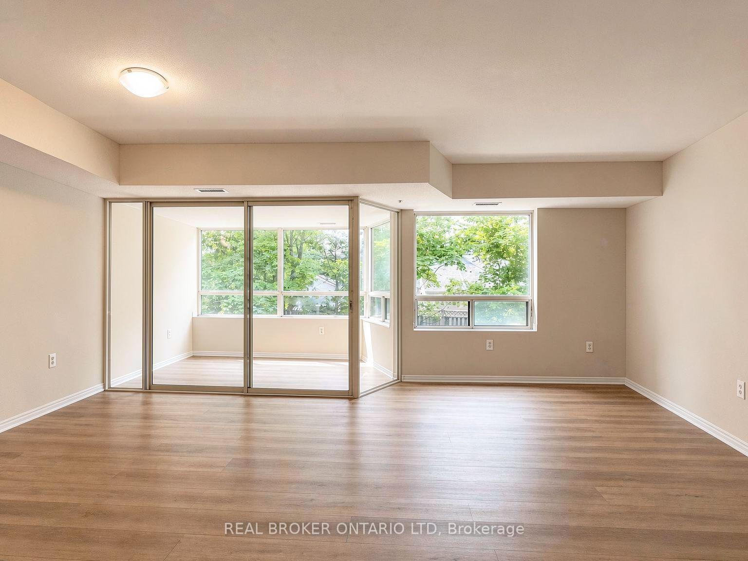 Photo 5 of Unit 315, 521 Riverside Drive, London, North P — HOMEH