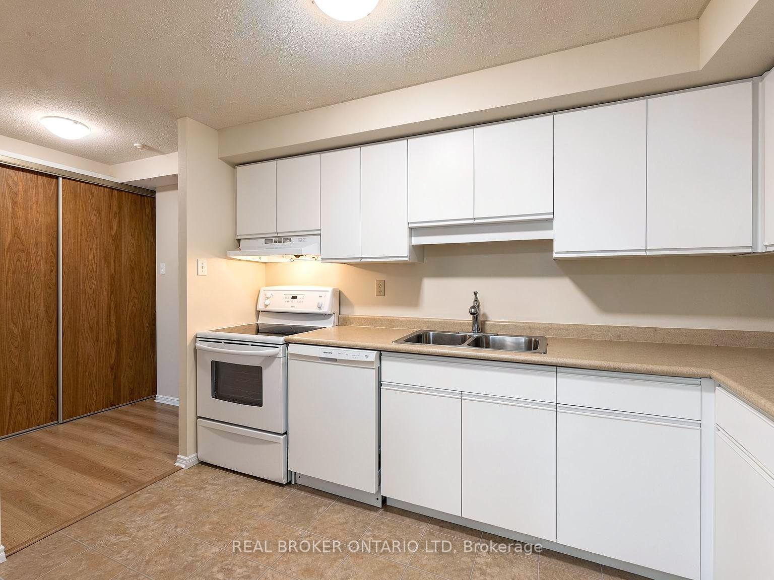 Photo 9 of Unit 315, 521 Riverside Drive, London, North P — HOMEH