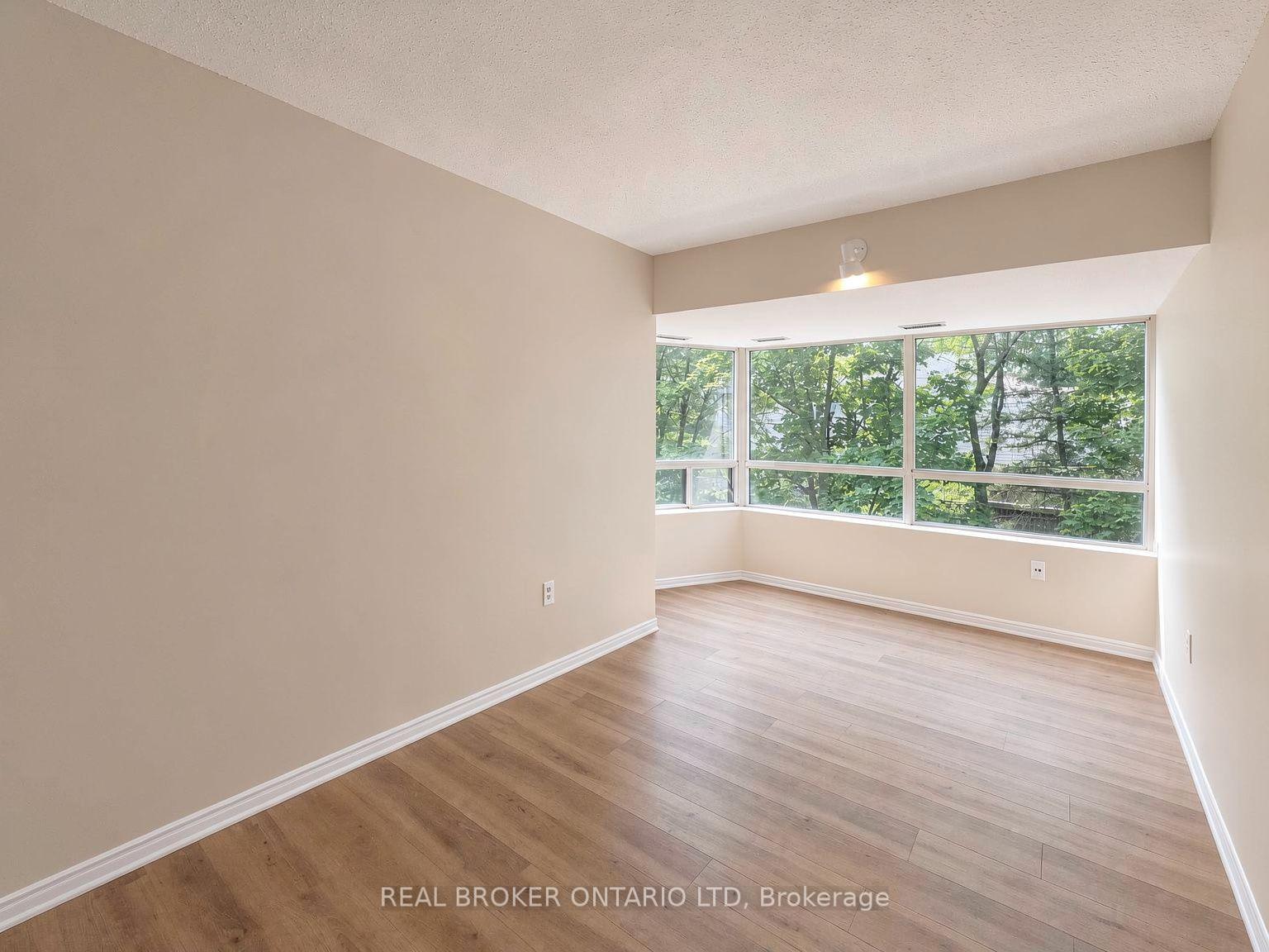 Photo 11 of Unit 315, 521 Riverside Drive, London, North P — HOMEH