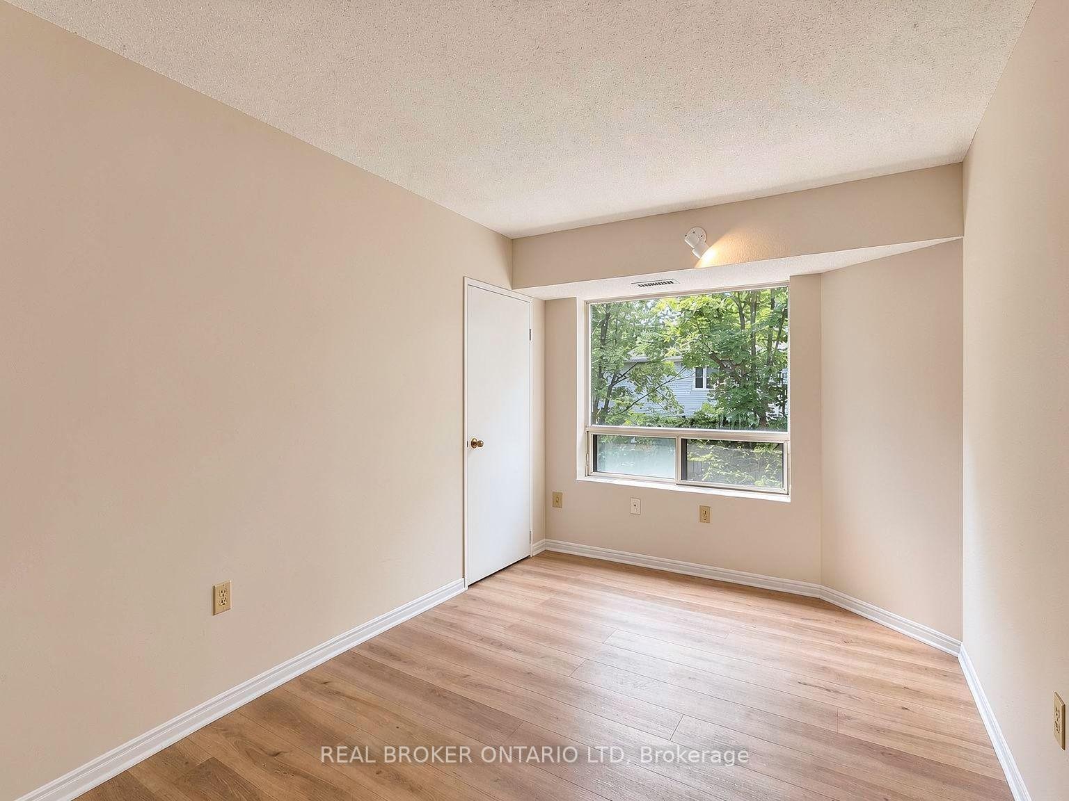 Photo 14 of Unit 315, 521 Riverside Drive, London, North P — HOMEH